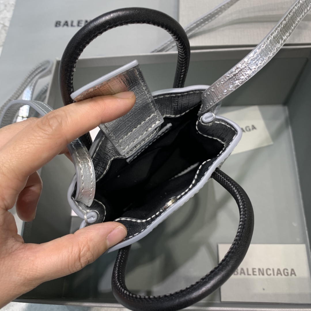 Ba1en*iaga shopping phone holder in silver 5938260 12 x 4.5 x 18 cm
