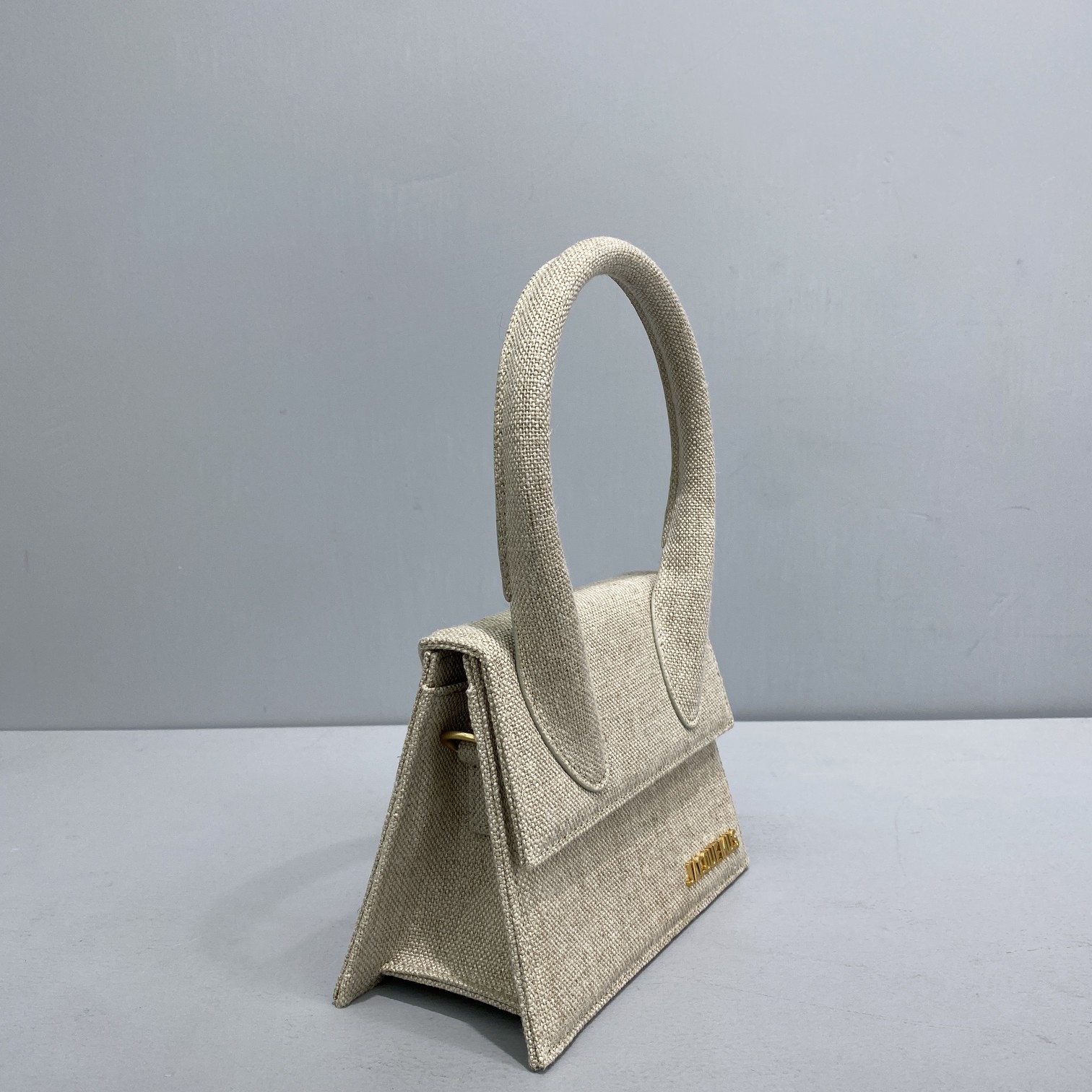 JACQUEMUS LE CHIQUITO Medium Canvas Micro Bag 213BA02 18 x 15.5 x 8 cm
