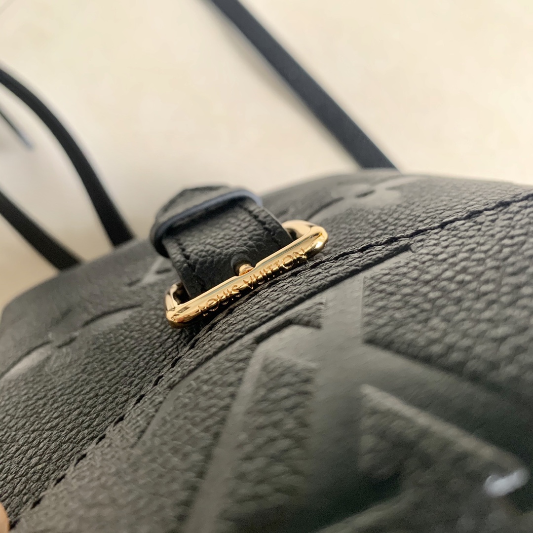 l0vis Vvtt0n tiny backpack monogram canvas black 13 x 19 x 8 cm