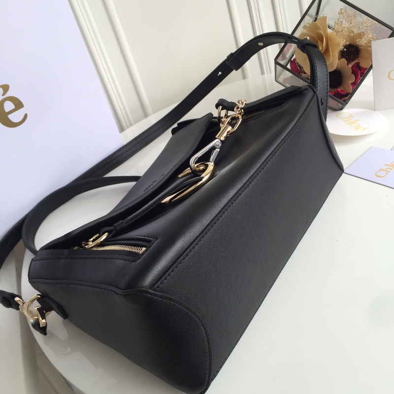 CHLOÉ MEDIUM FAYE DAY BAG Black CHC17WS321HGJ001 32.5 x 25 x 13 cm