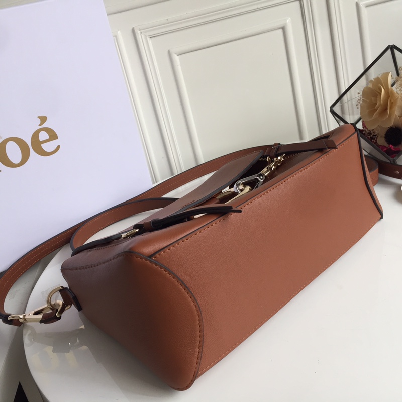 CHLOÉ MEDIUM FAYE DAY BAG Tan CHC17WS321 32.5 x 25 x 13 cm  double carry bag in smooth & suede calfskin