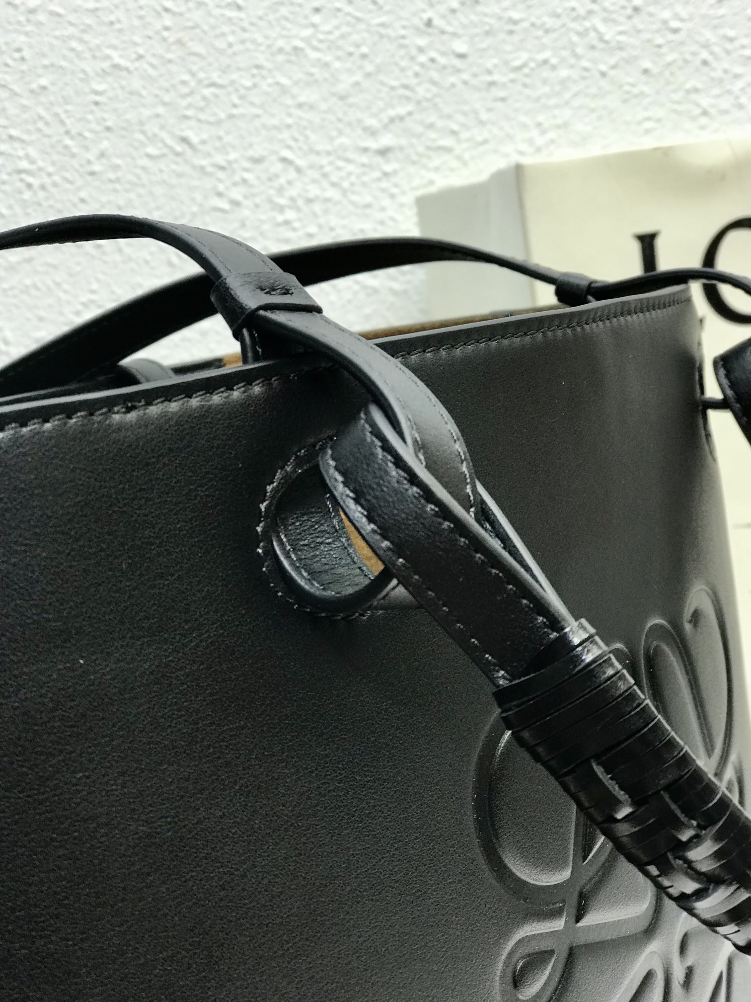 L0ew* anagram tote in classic calfskin black a657t23x02 30cm