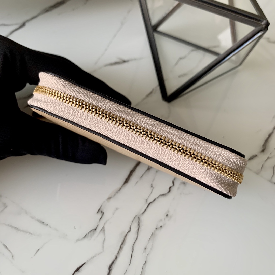 l0vis Vvtt0n zippy coin purse epi leather galet m68759 11 x 8.5 x 2 cm