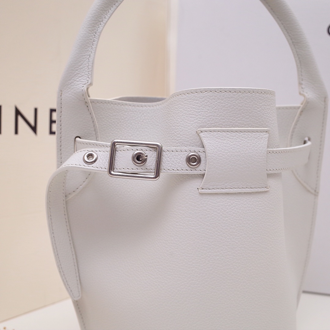 Ce1i*e big bag nano bucket in smooth calfskin white 187243a4t 21 x 15 x 15 cm