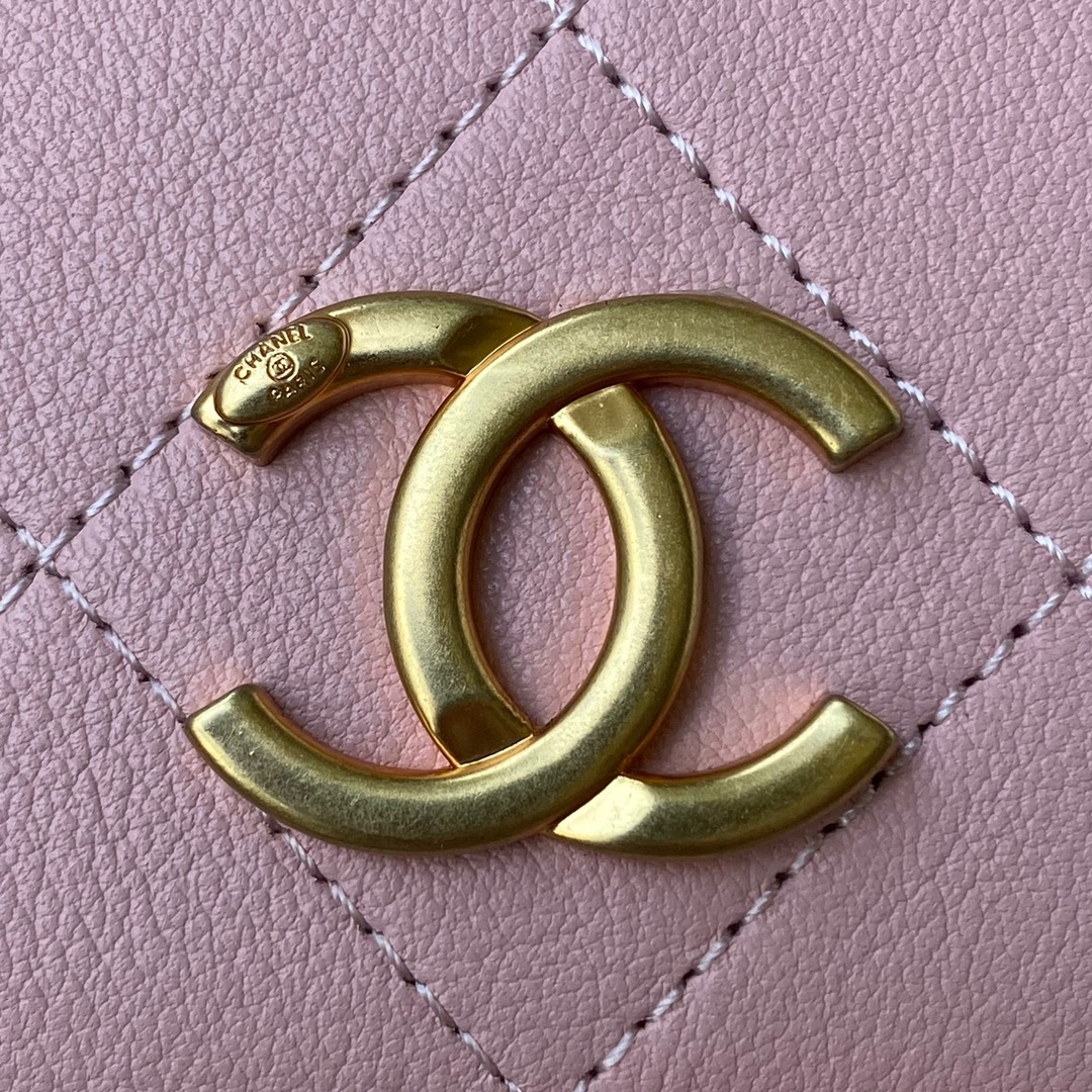 Ch**el small hobo bag calfskin & gold-tone metal pink as2542 19 x 23 x 7 cm