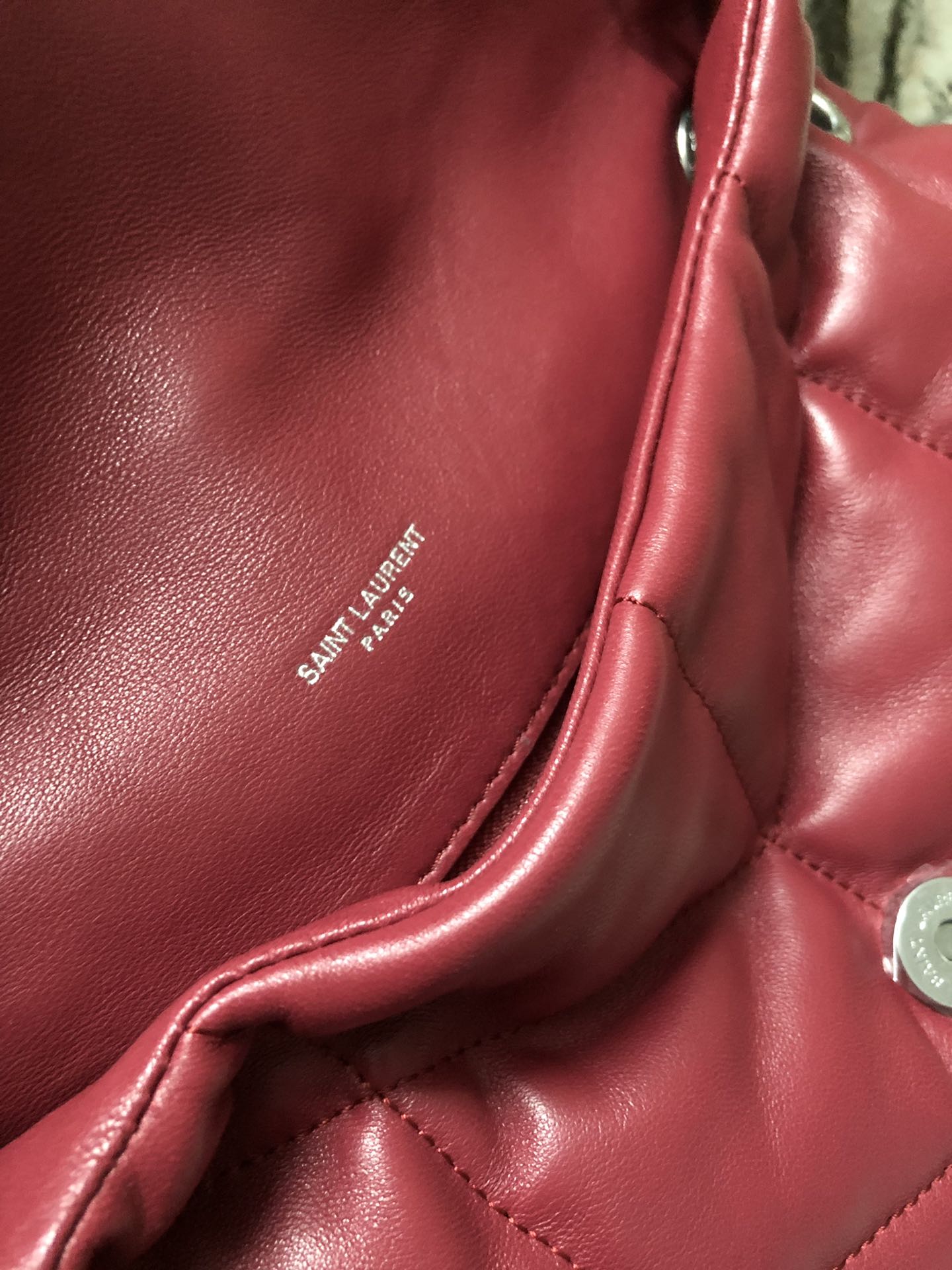 Y51 puffer small bag in quilted lambskin rouge eros silver chain 5774761 29 x 17 x 11 cm