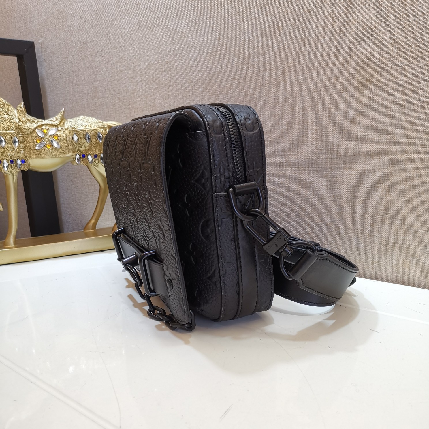 l0vis Vvtt0n steamer messenger bag taurillon monogram m57307 23.5 x 17 x 6 cm