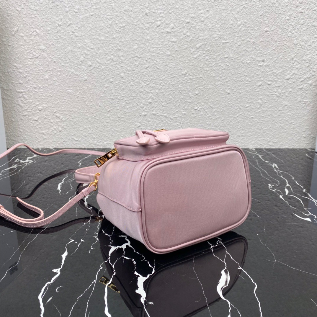 Pra*a duet re-nylon shoulder bag alabaster pink 1bh038 23 × 18 × 12 cm