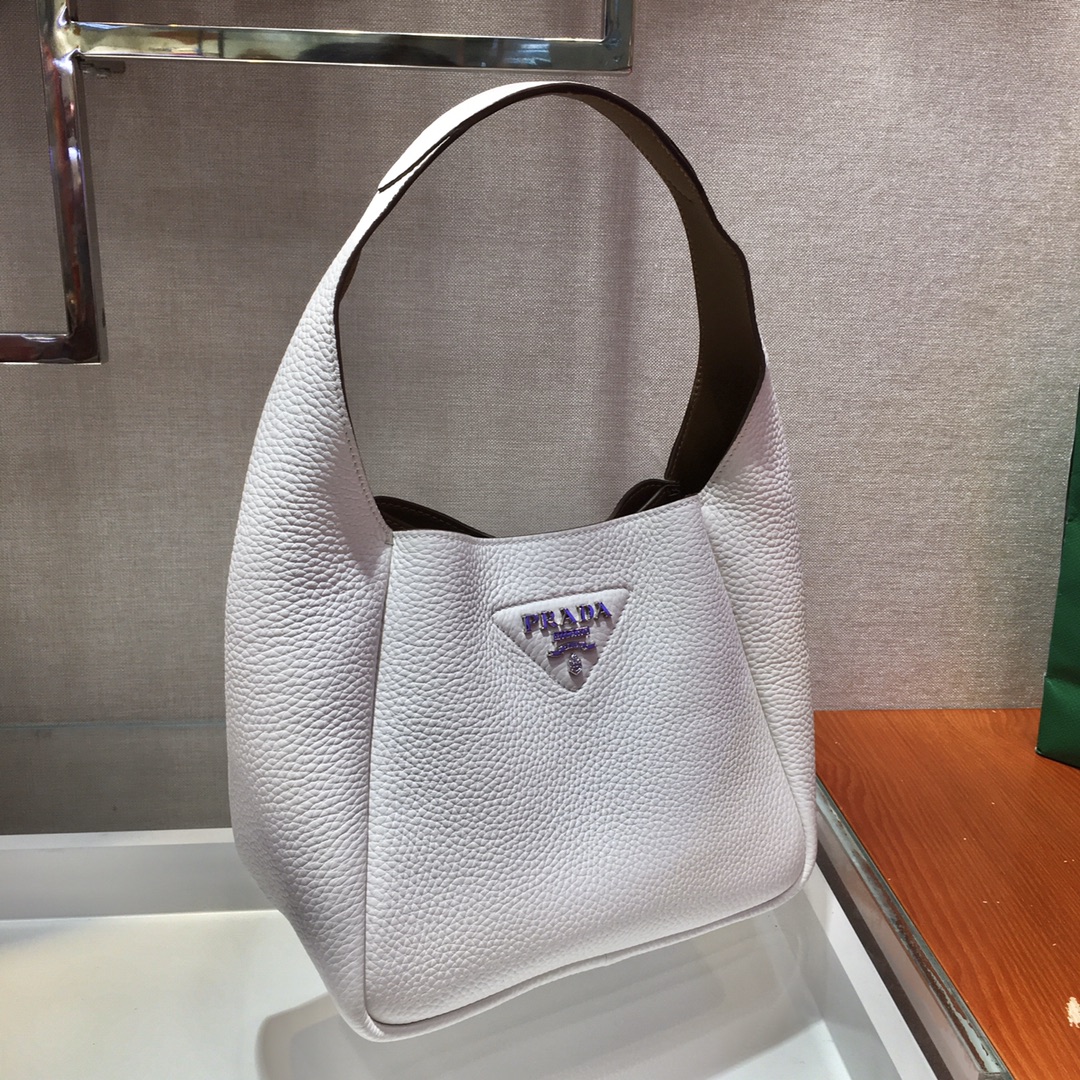 Pra*a leather handbag chalk white 1bc127 23 x 21 x 13 cm