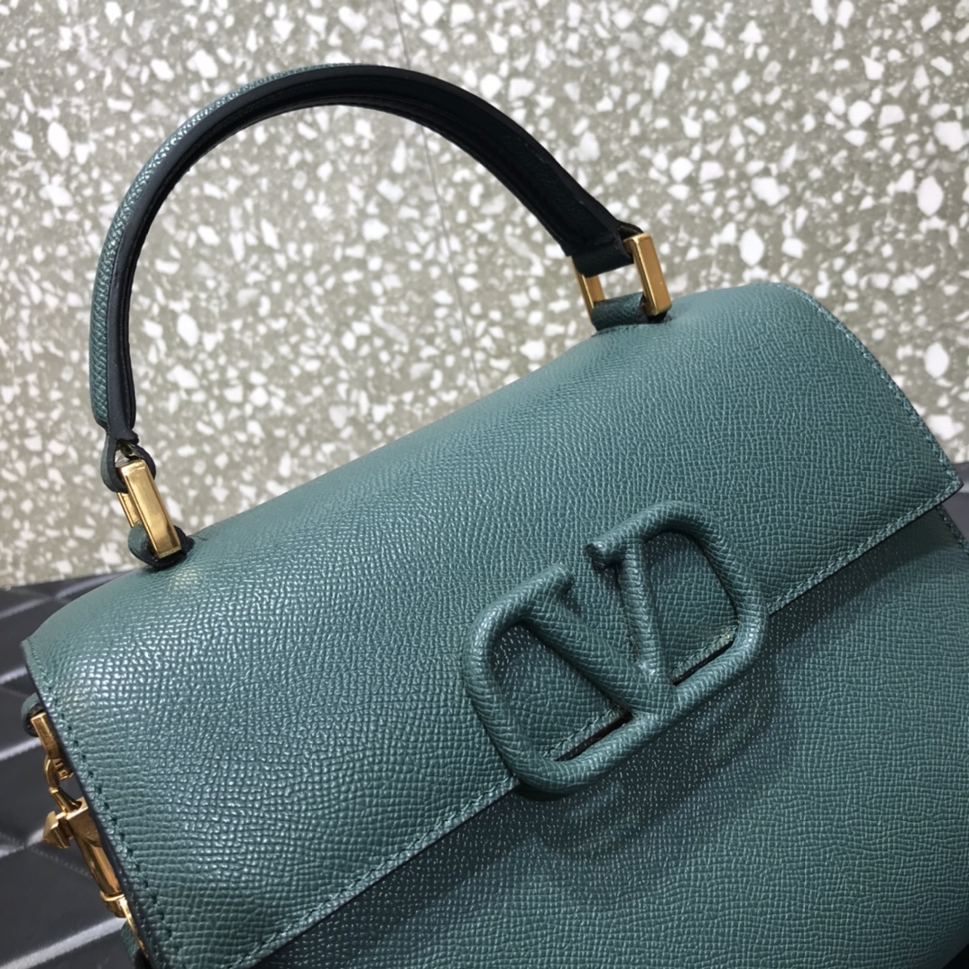 Va1e*ntin0 small vsling grainy calfskin handbag dark green zw2b0f 25.5 x 12 x 19 cm