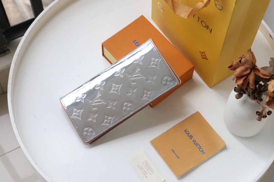 l0vis Vvtt0n brazza wallet monogram mirror canvas m80503 10 x 19 x 2 cm