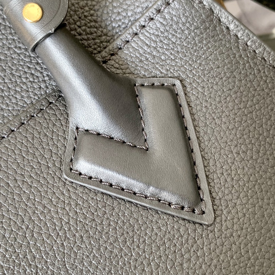 l0vis Vvtt0n on my side pm monogram canvas black m57728 25 x 20 x 12cm