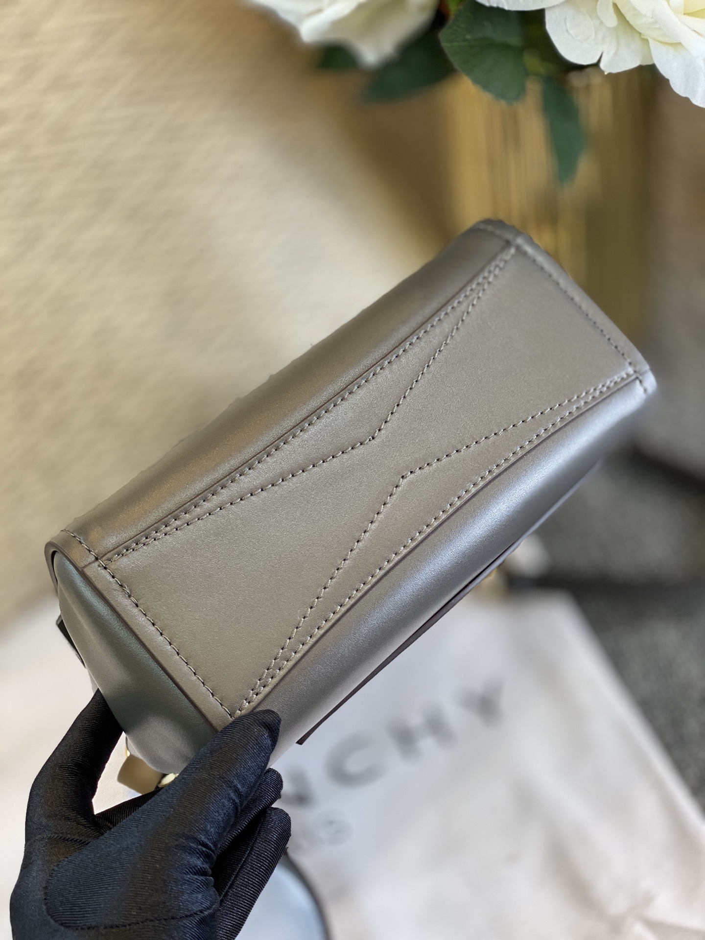 GIVENCHY MINI MYSTIC Bag Grey BB50C3B0LG 20 x 19 x 7 cm