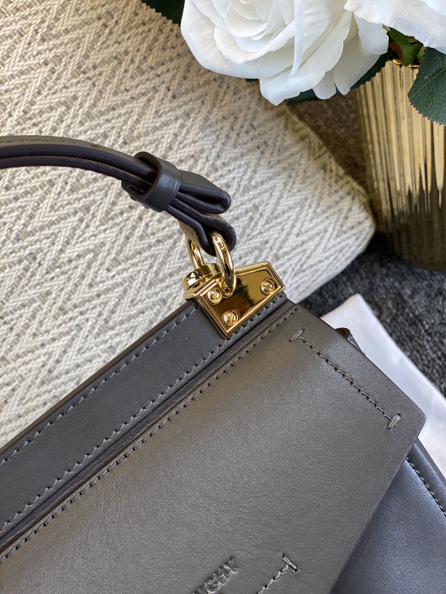 GIVENCHY MINI MYSTIC Bag Grey BB50C3B0LG 20 x 19 x 7 cm