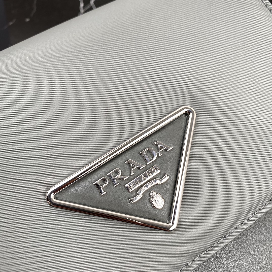 Pra*a nylon and leather identity shoulder bag clay grey 1bd263 21 x 16 x 6.5 cm