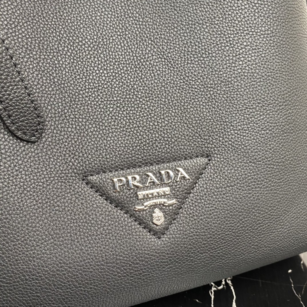 Pra*a leather tote black 1bg339 35 x 34 x 16 cm