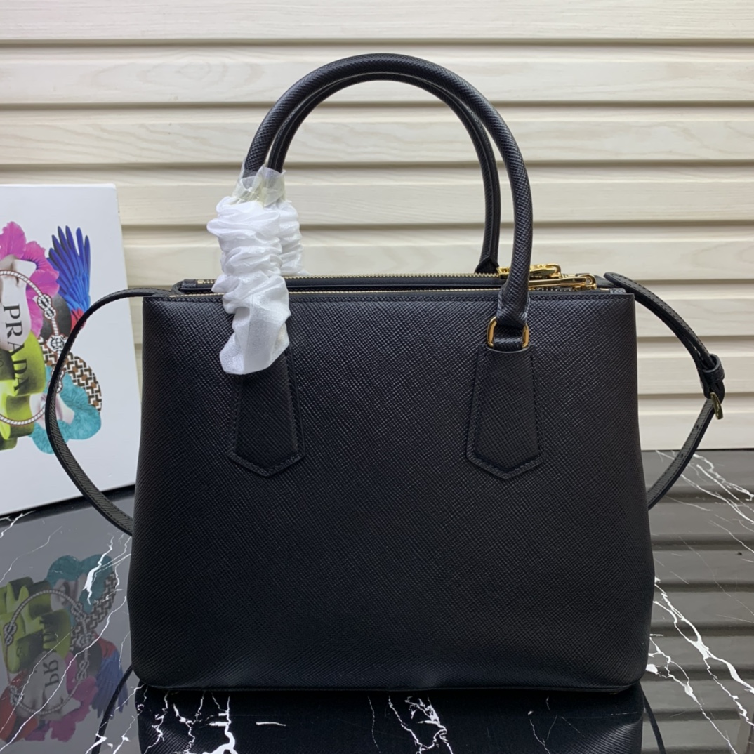Pra*a medium galleria saffiano leather bag black 1ba232 31 × 22.5 × 13.5 cm