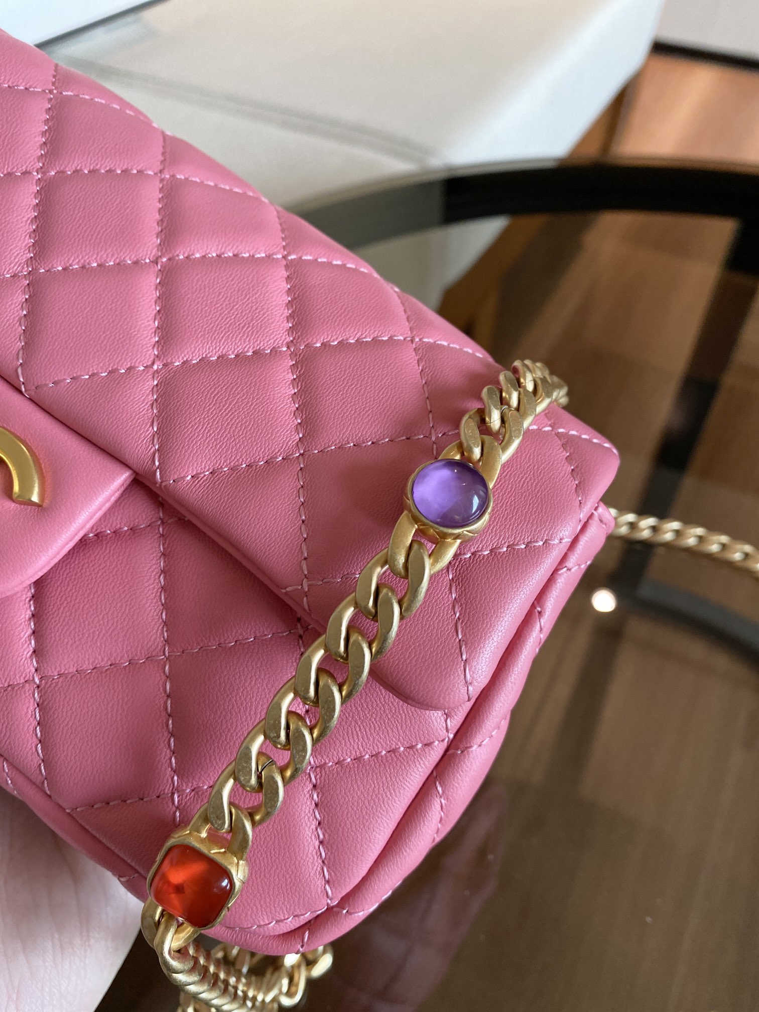 Ch**el small resin stones chain flap bag lambskin pink as2380 12.5 x 20 x 7 cm