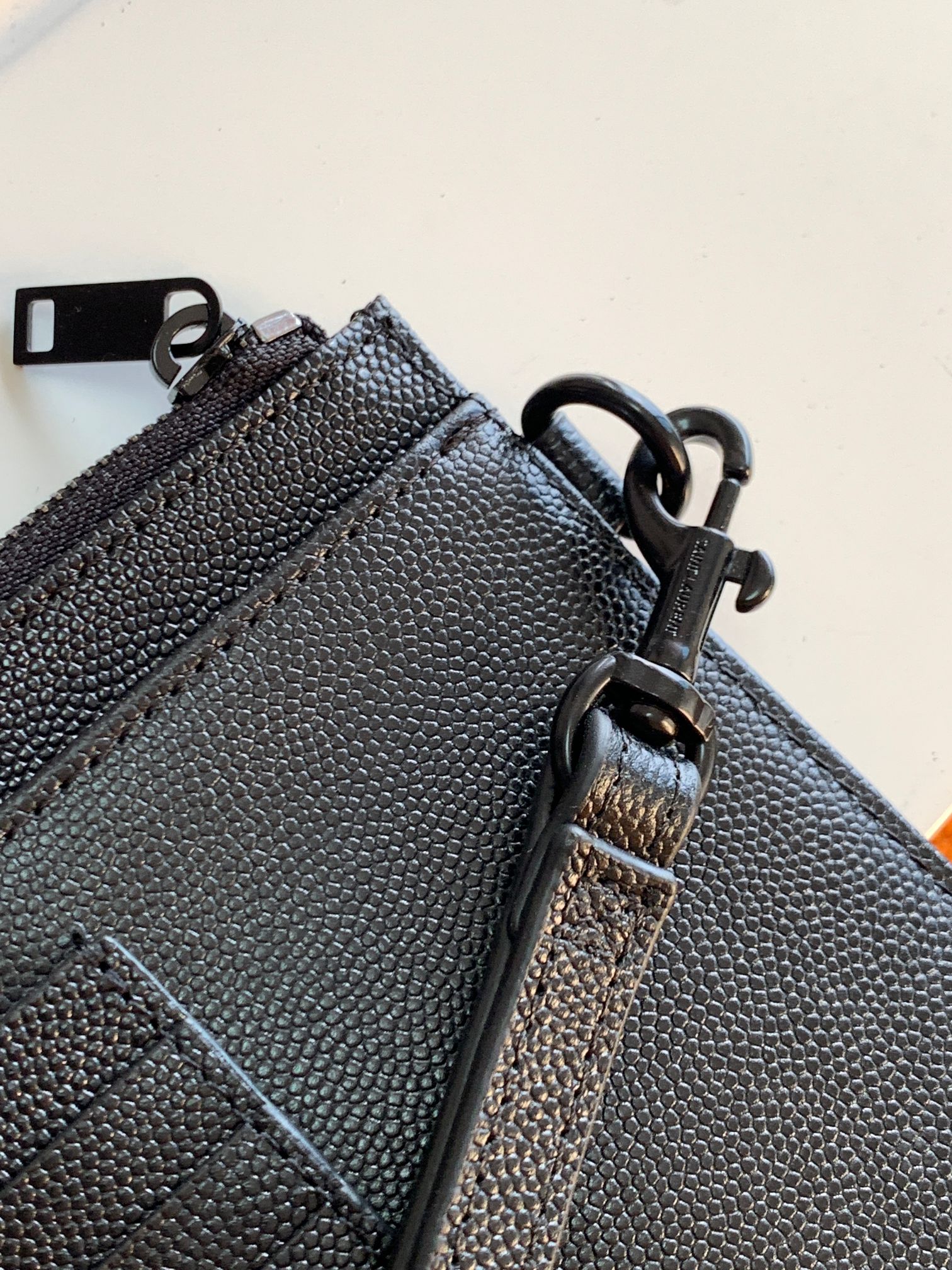 Y51 monogram large bill pouch in grain de poudre embossed leather black metal 636313 23 x 13 x 1 cm