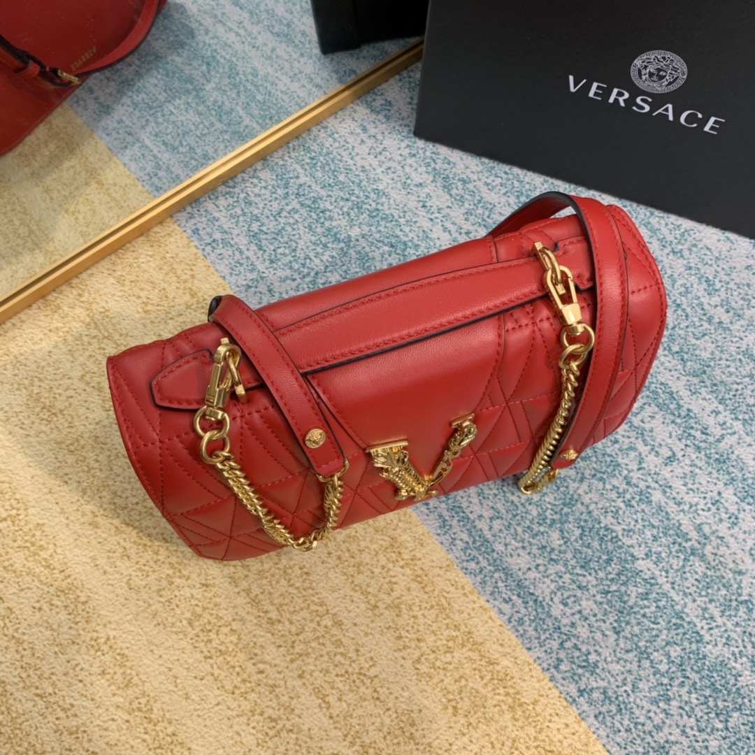 VERASACE VIRTUS QUILTED Shoulder Bag Red DBFG985 24 x 9 x 16.5 cm