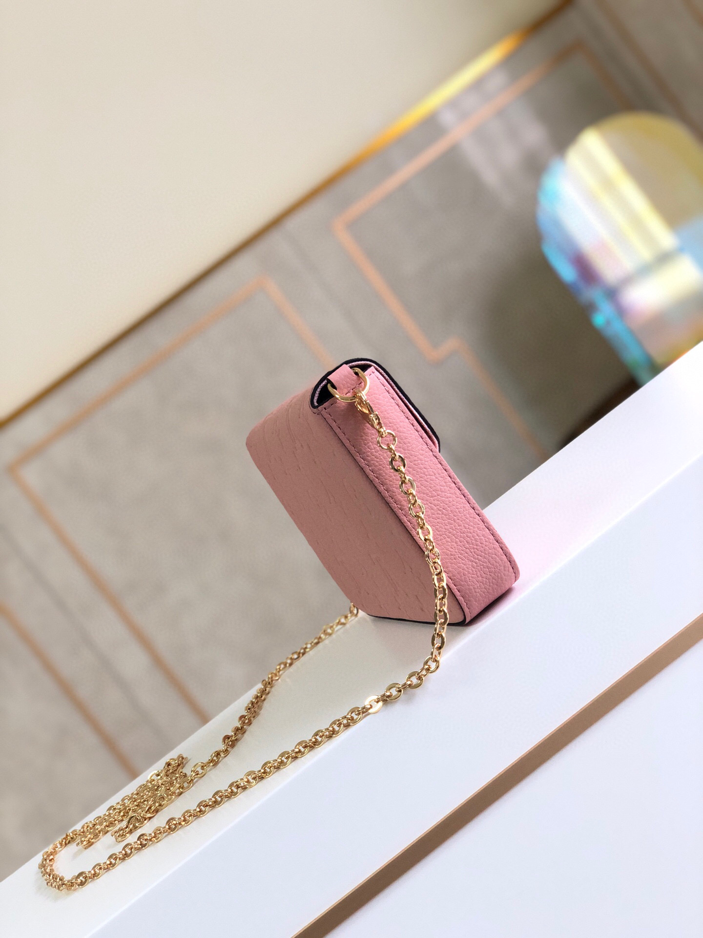 l0vis Vvtt0n fÉlicie pochette monogram empreinte leather rose pudre m67856 21 x 12 x 3 cm