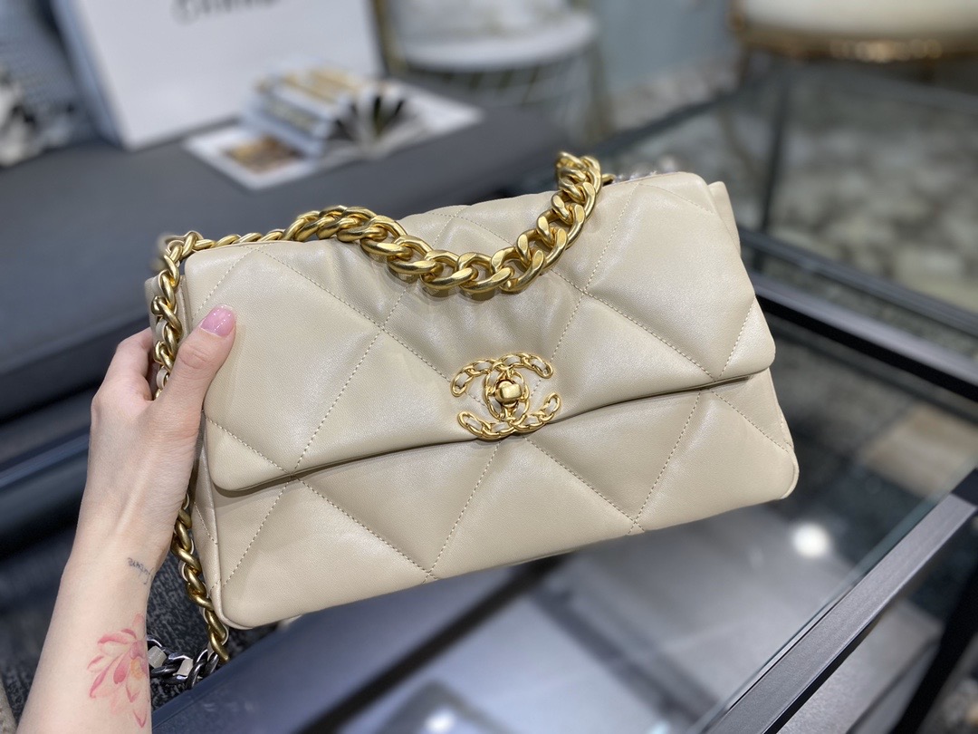 Ch**el large 19 handbag lambskin beige as1161 30cm