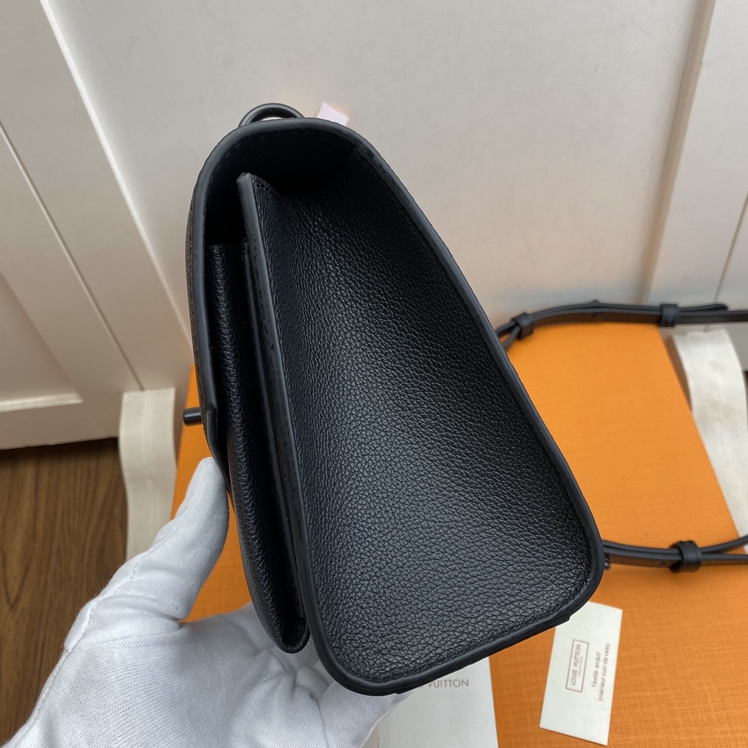 l0vis Vvtt0n mylockme chain bag black metal black m51418 22.5 x 17 x 5.5 cm