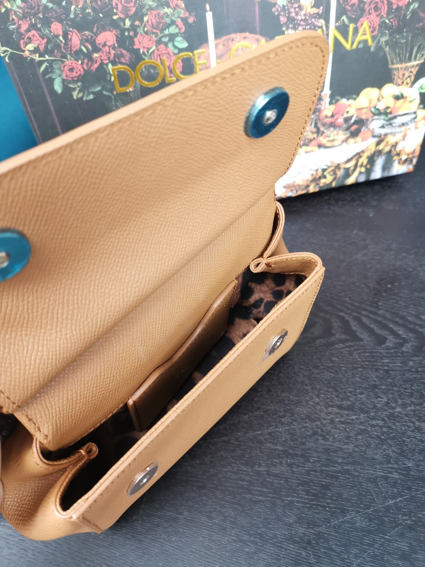 DOLCE&GABBANA MINI Dauphine Leather Sicily Bag Brown BB4825A1001 16 x 10 x 5 cm