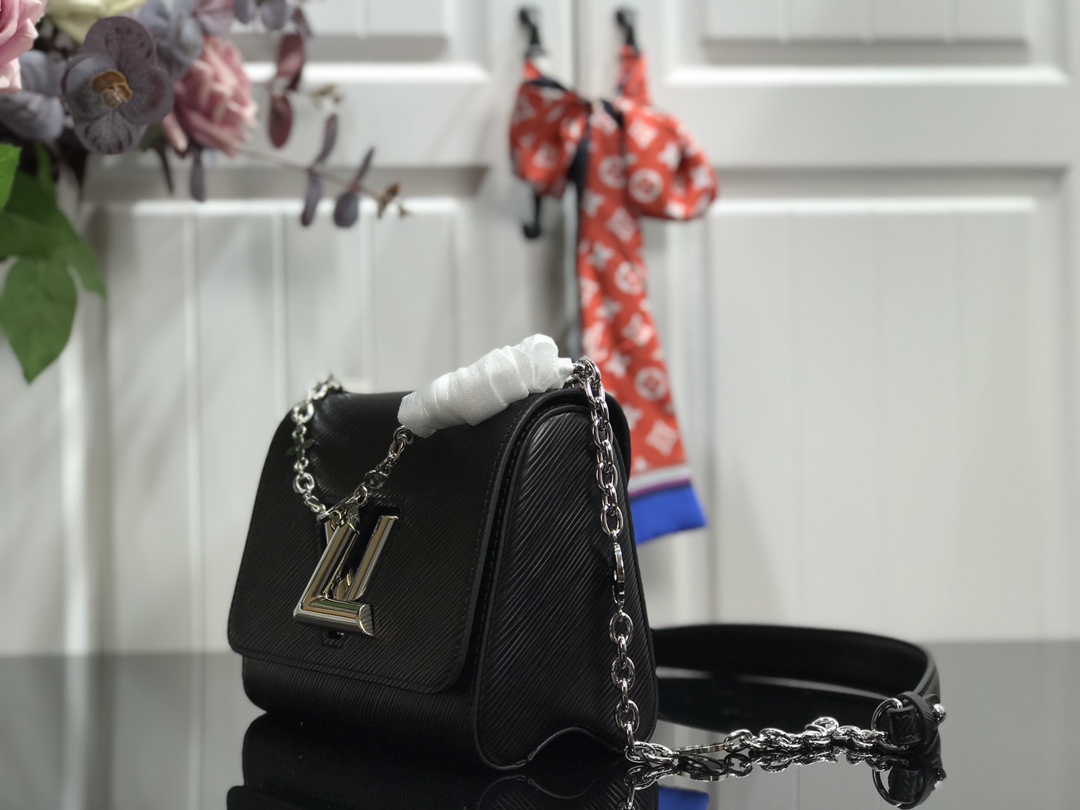 l0vis Vvtt0n twist pm epi cowhide leather black m55531 19 x 15 x 9 cm