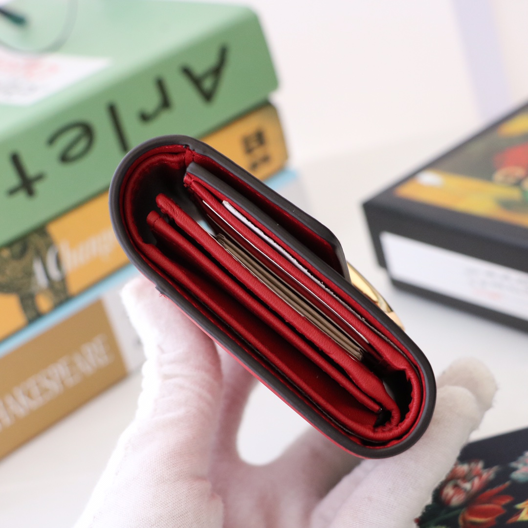 Gvc*1 sylvie tri-fold conpact wallet red 476081 11 x 9.5 x 3 cm