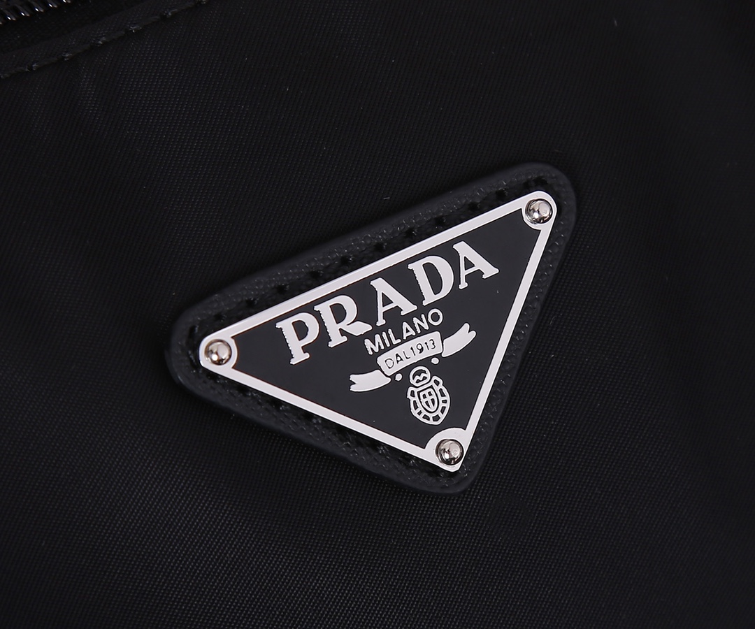 Pra*a nylon and saffiano leather tote black 2vg053 40 x 44 x 10 cm