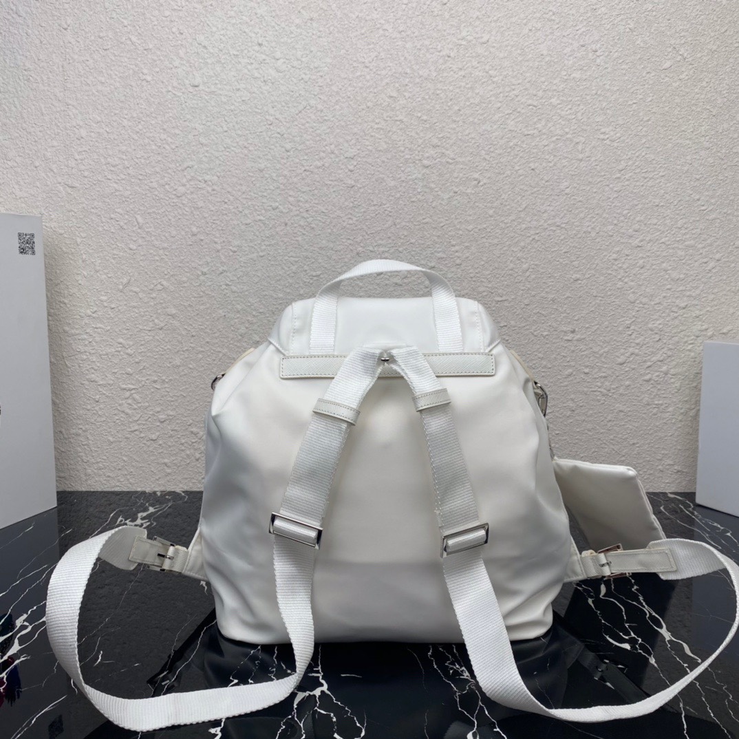 Pra*a medium nylon saffiano leather backpack white 1bz811 30 x 32 x 15 cm