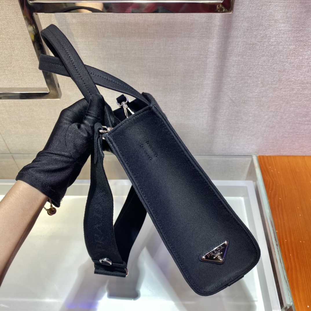 Pra*a drill tote bag black 1bg382 26 x 23.5 x 9 cm