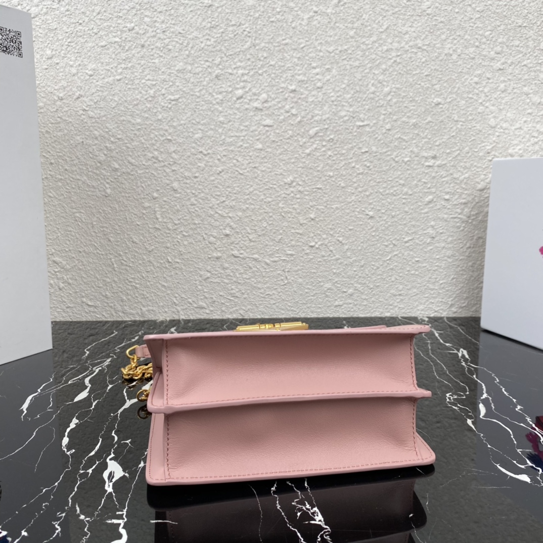 Pra*a symbole saffiano leather symbole bag pink 1bn021 20 × 15 × 5 cm