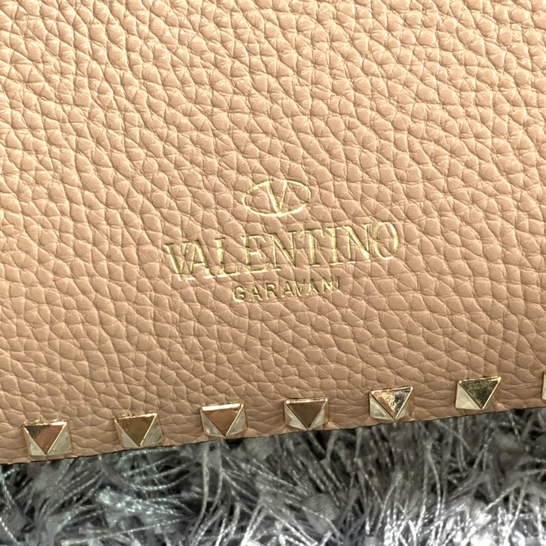 Va1e*ntin0 large garavani rockstud tote soft cowhide leather creme 50031 31 × 8 × 30 cm