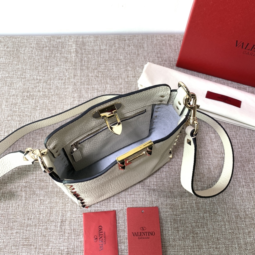 Va1e*ntin0 small garavani rockstud tote soft cowhide leather white 50029 18.5 × 18.5 × 6.5 cm