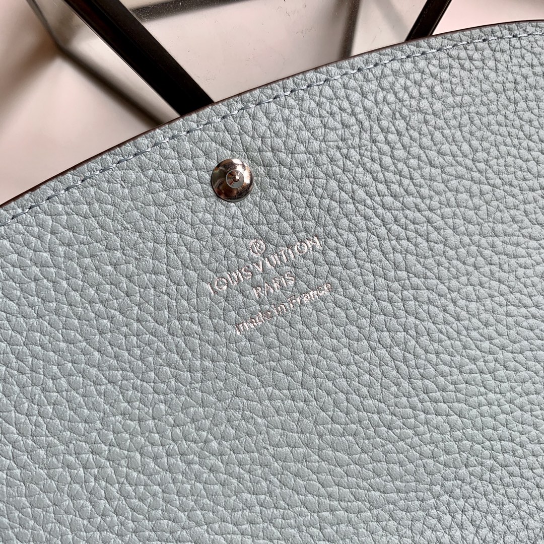 l0vis Vvtt0n iris wallet monogram pattern ver lagon m60145 19 x 12 x 2 cm