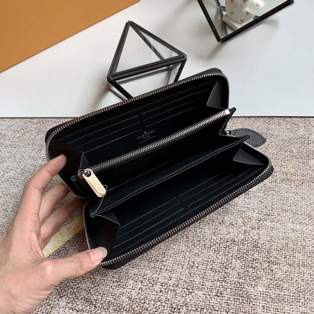 l0vis Vvtt0n zippy wallet monogram perforations mahina leather black m61867 19 x 10 cm