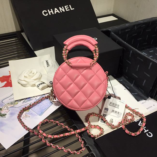 Ch**el woven chain handle round bag pink ap1176 2 x 12 x 5 cm