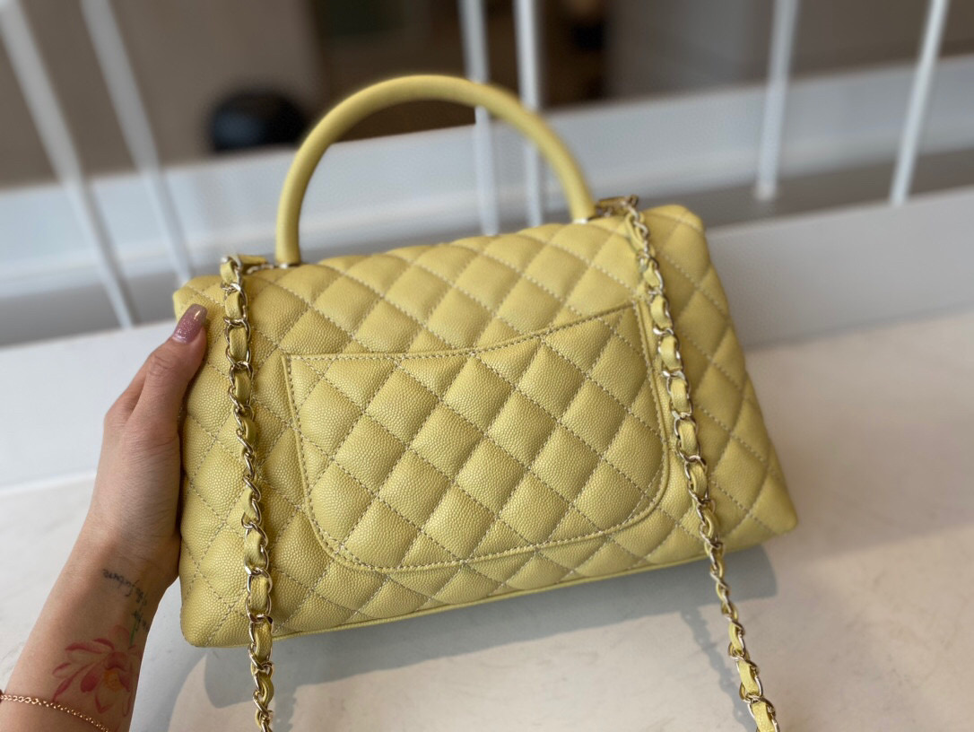 Ch**el small coco handle bag grained leather yellow a92991 28 cm