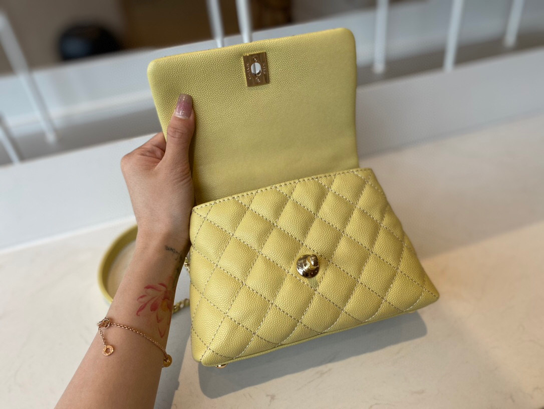 Ch**el extra mini coco handle bag grained leather yellow as2215 13 × 19 × 9 cm