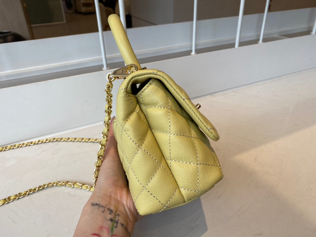 Ch**el extra mini coco handle bag grained leather yellow as2215 13 × 19 × 9 cm