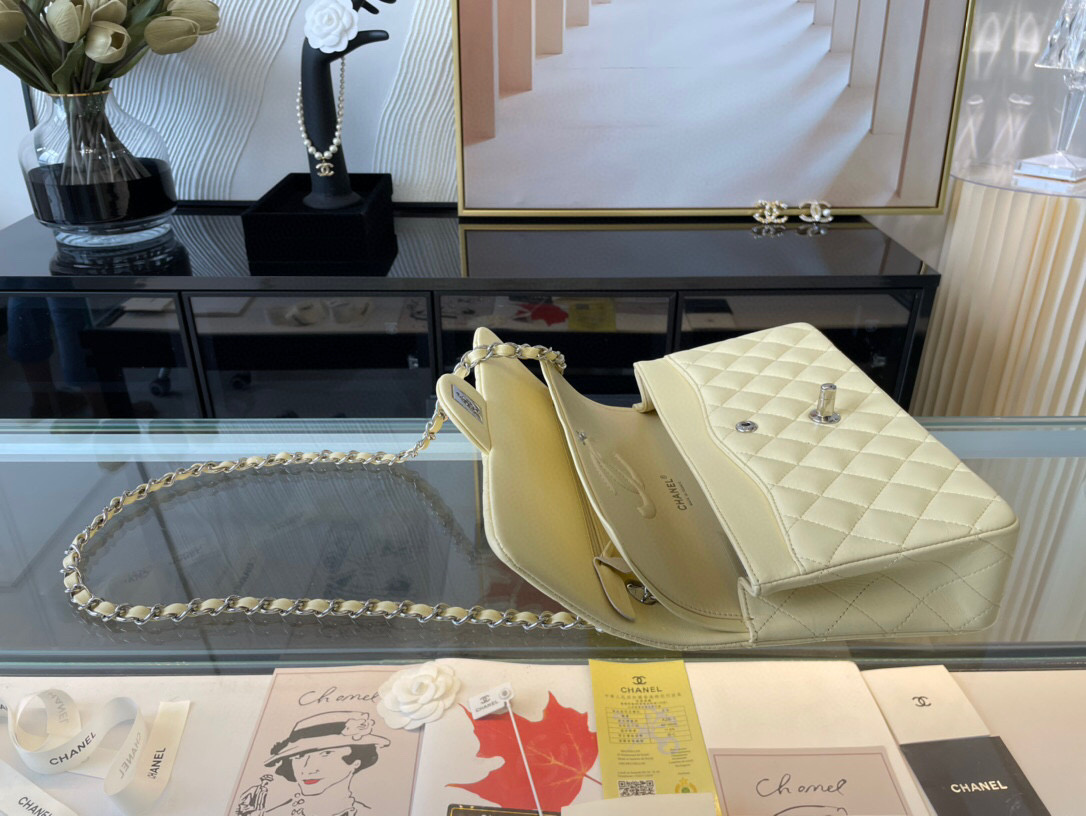 Ch**el classic flap bag creme lambskin sliver chain a01112 25.5cm