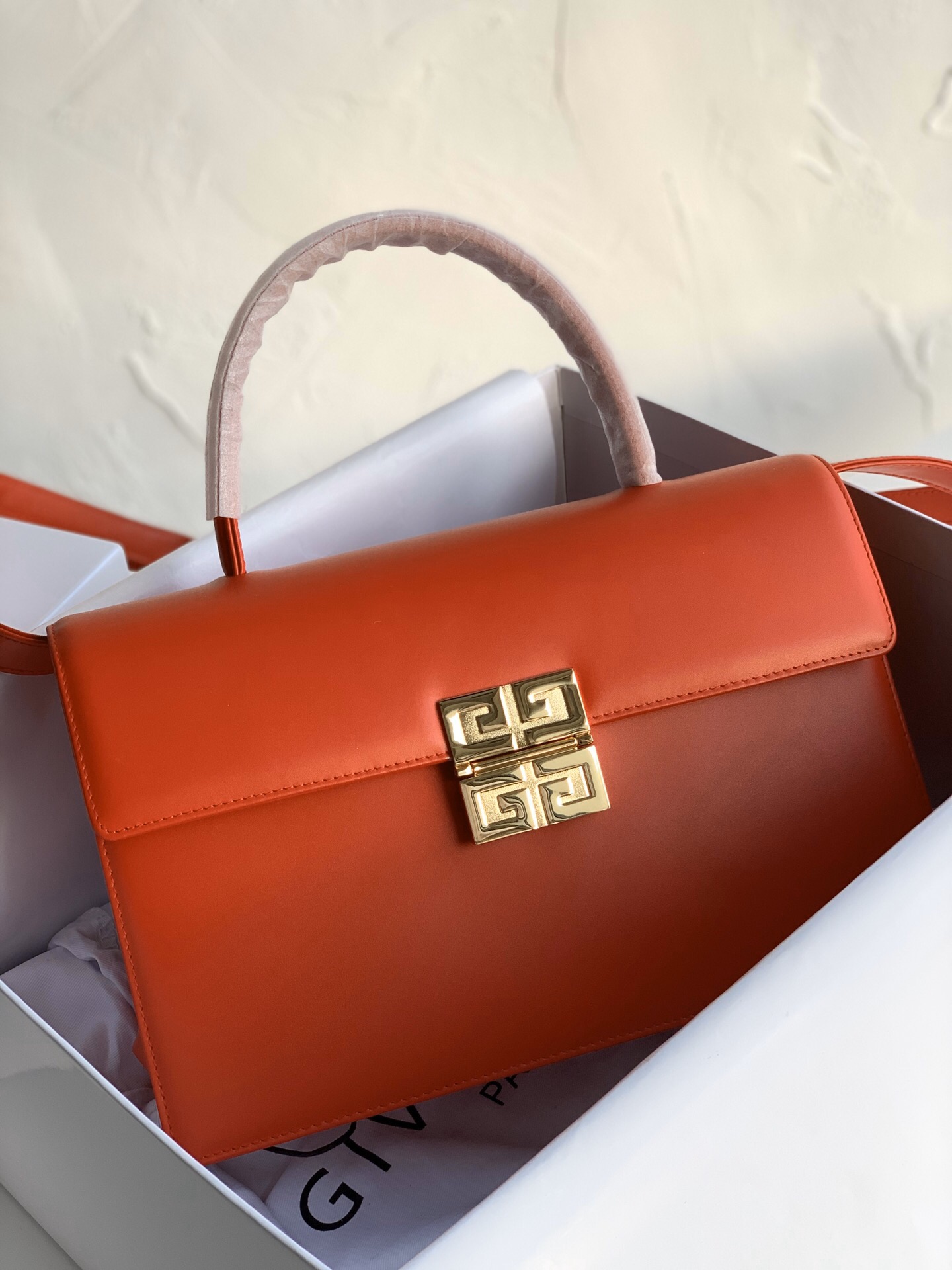 GIVENCHY Maroquinerie Leather Bag Orange 29 x 19 x 10 cm