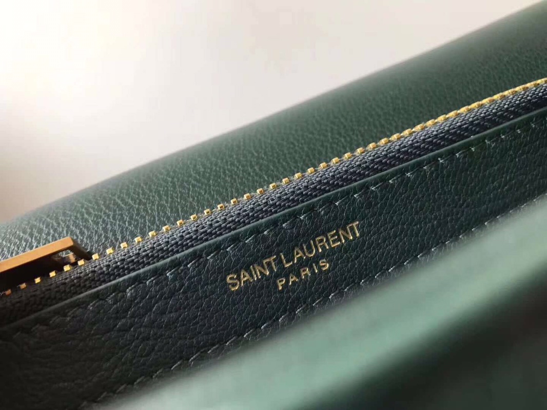 Y51 medium college in matelassÉ leather dark green 600279 24 x 17 x 7 cm