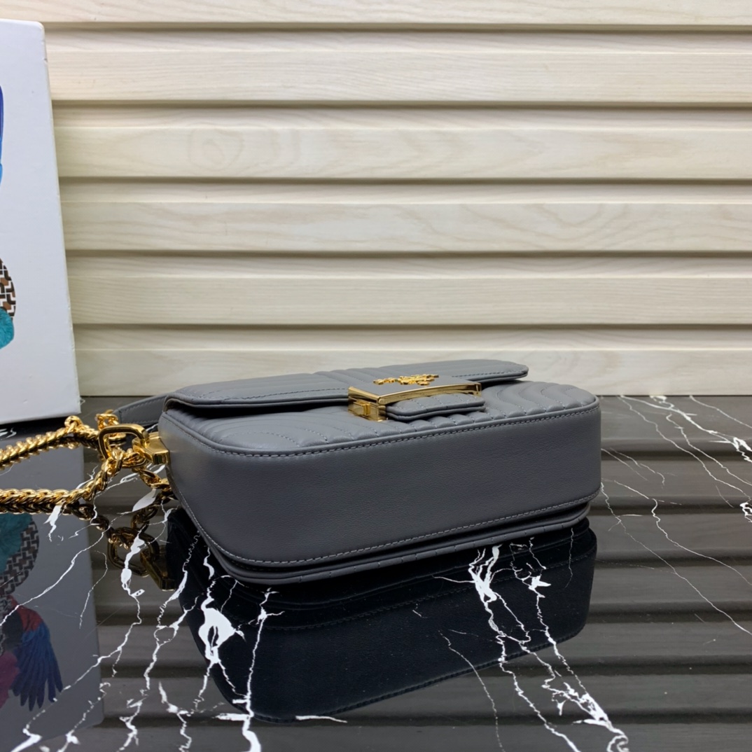 Pra*a diagramme shoulder bag grey 1bd227 20.5 x 14 x 5 cm