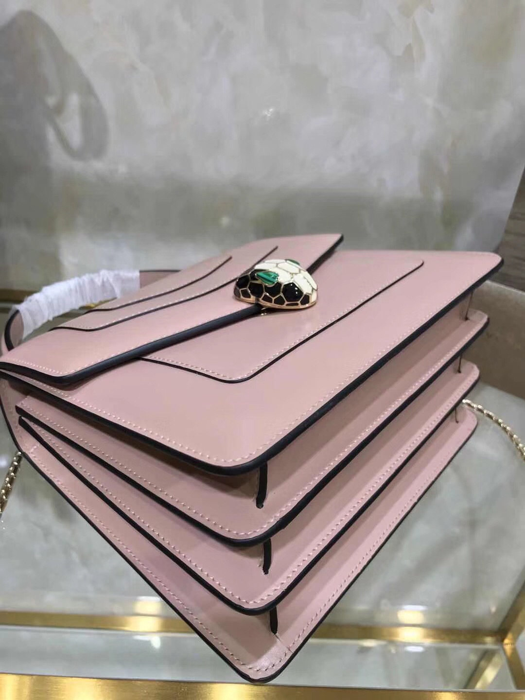 Bv1g*ai serpenti forever crossbody bag leather pink beige 280165 20 x 16 x 9 cm