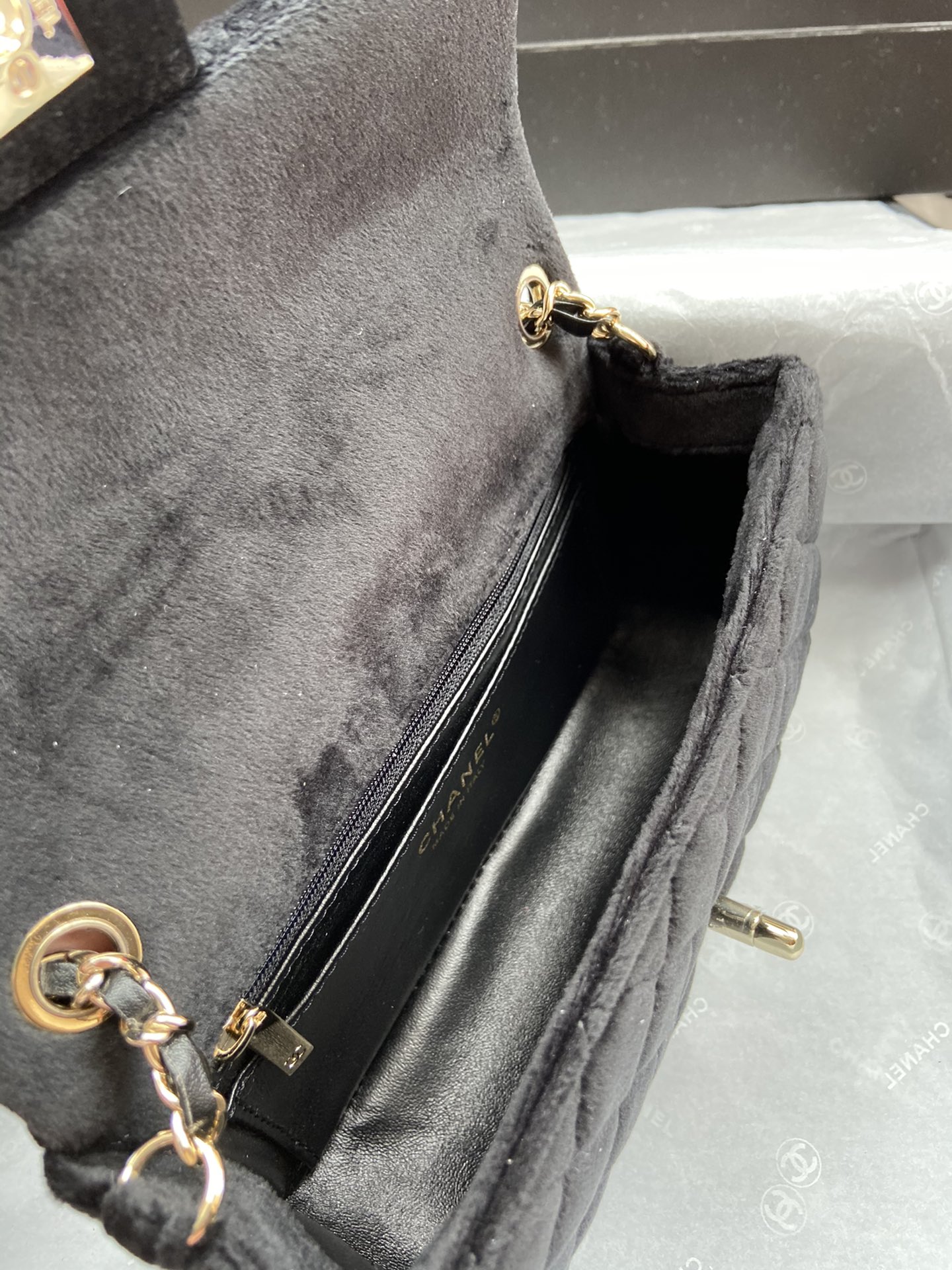 Ch**el charm strap flap bag velvet black as1787 20 cm