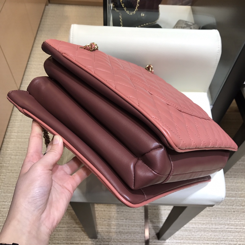 Ch**el large coco vintage timeless tote bag leather pink a57030 35 x 11 x 27 cm