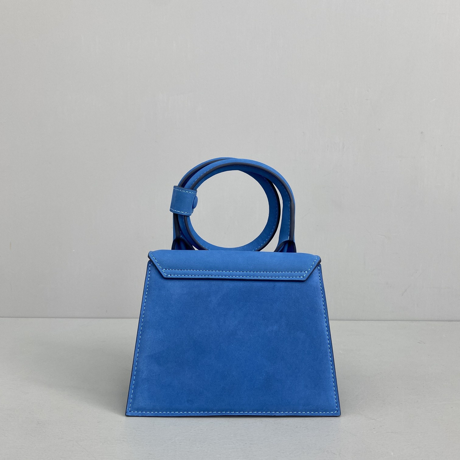 JACQUEMUS SMALL Le Chiquito Leather Blue 213BA02 18 x 15.5 x 8 cm
